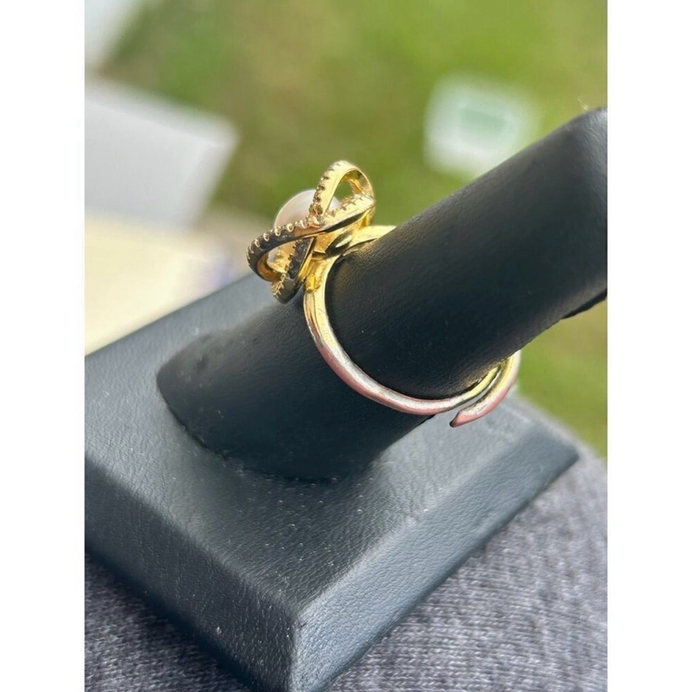 Adjustable Gold plated Faux Pearl Cocktail Ring Vintage Costume Jewelry - Picture 9 of 10
